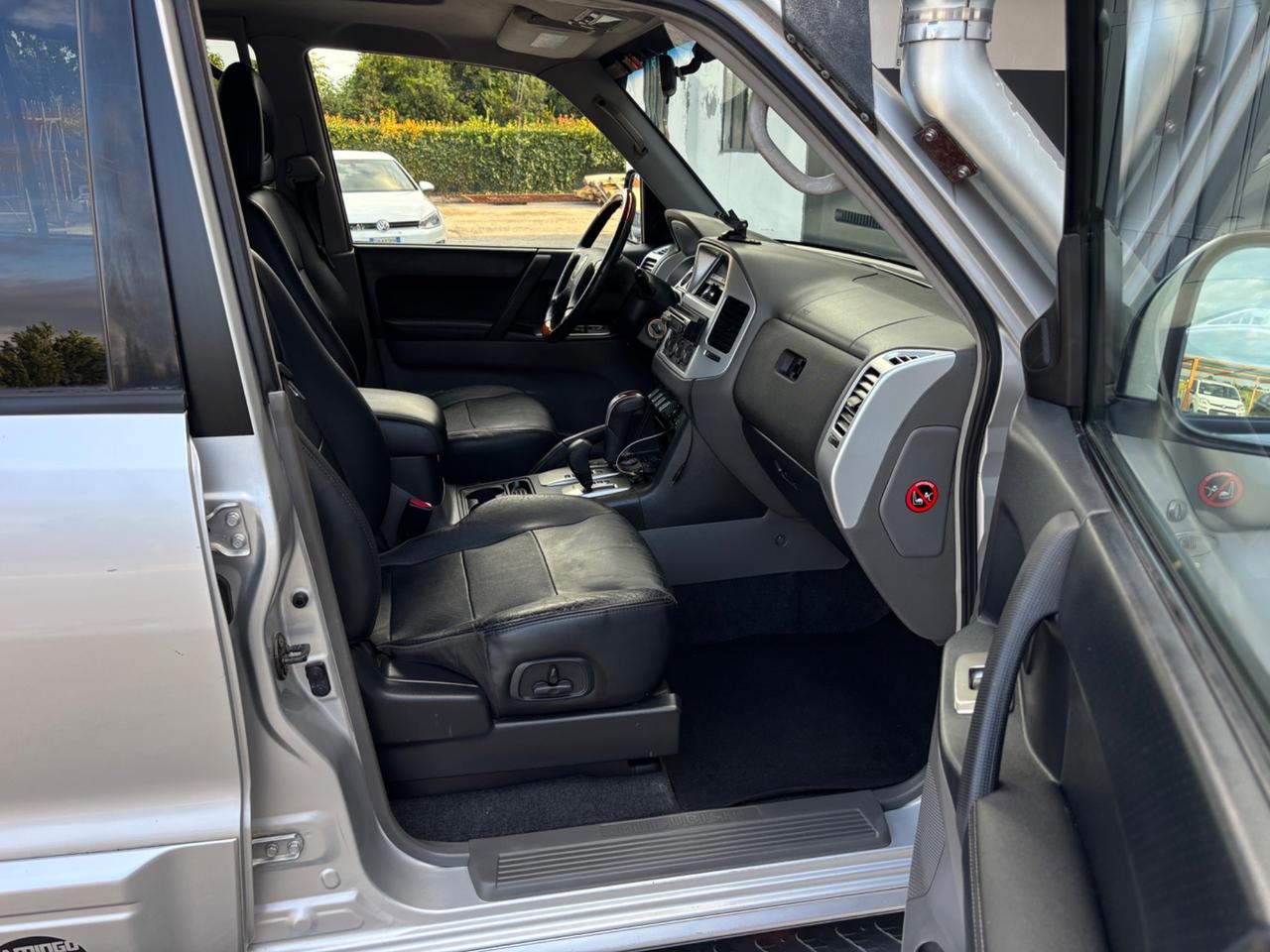 Mitsubishi Pajero 3.2 D. 7 posti. 4x4. Garanzia 12mesi
