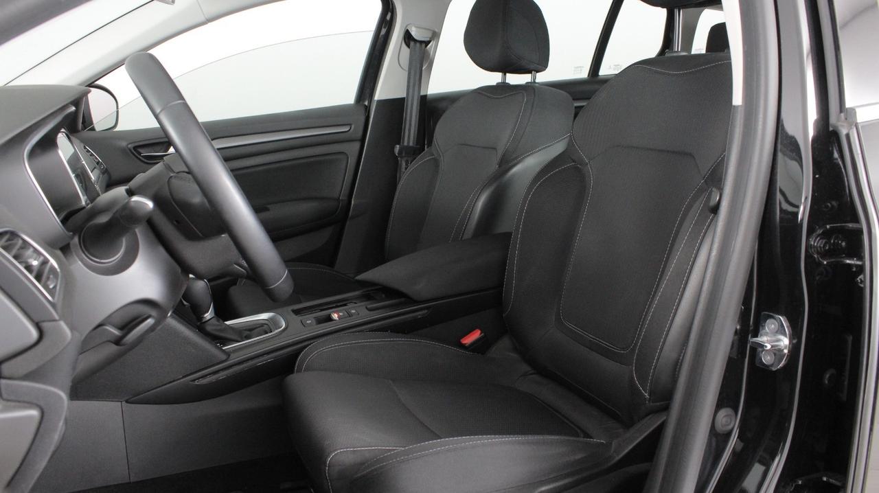 RENAULT Megane IV 2020 Sporter - Megane Sporter 1.5 blue dci Business 115cv edc