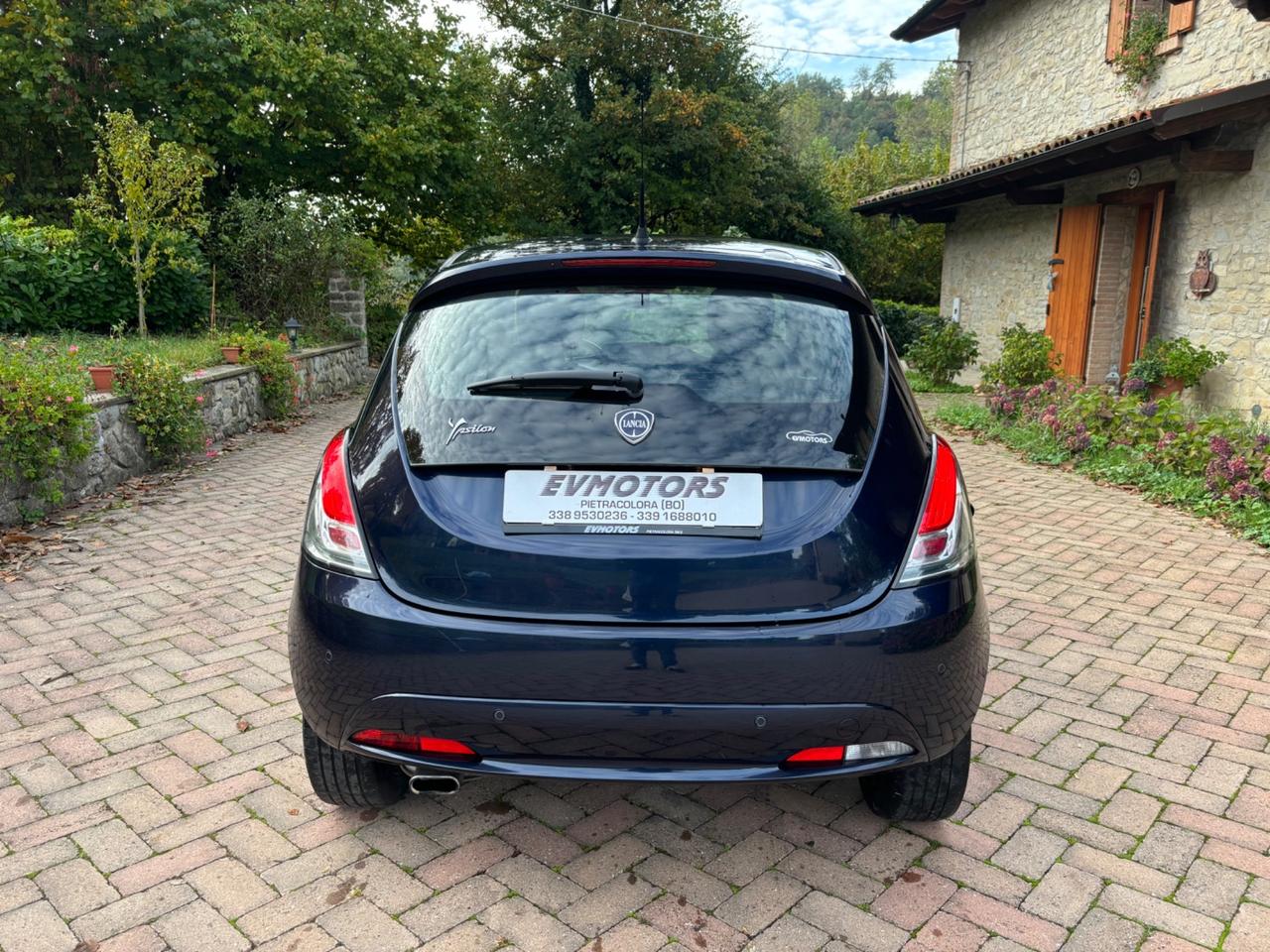 Lancia Ypsilon 1.2 69 CV 5 porte GPL Ecochic Gold