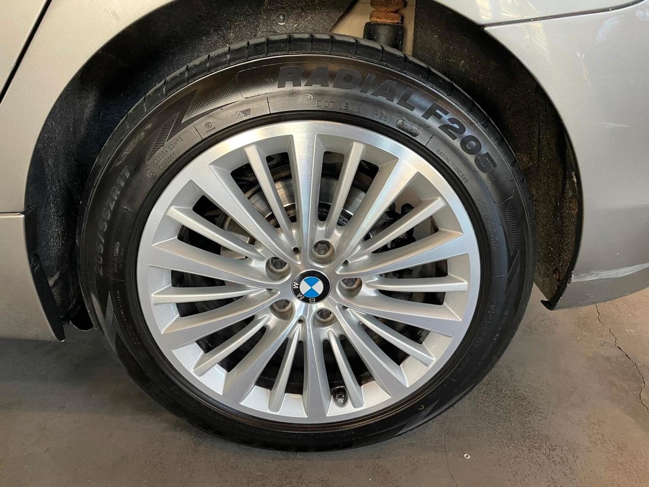 Bmw 2er Active Tourer 218d Luxury