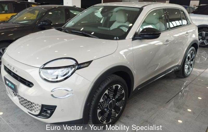 FIAT 600 1.2 Hybrid 110cv La Prima