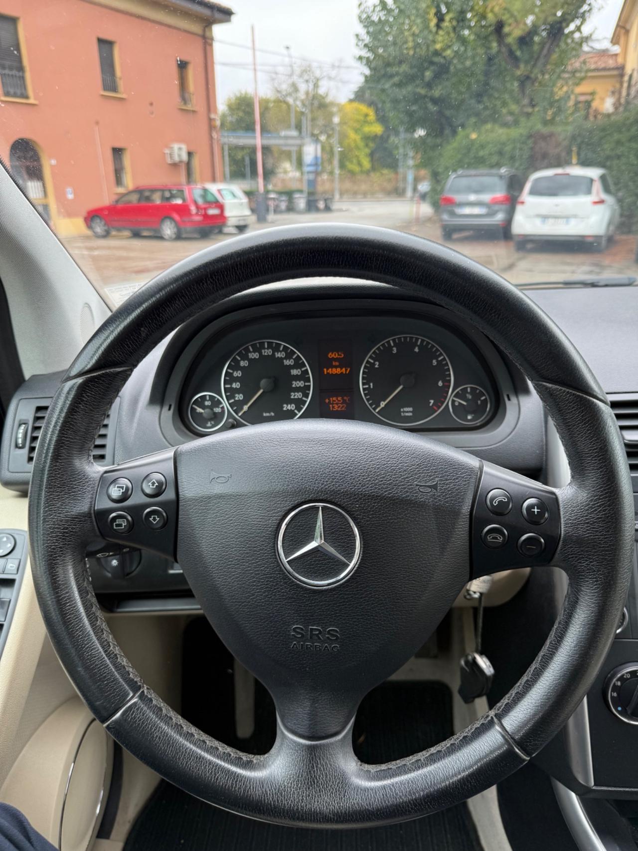 Mercedes-benz A 160 BlueEFFICIENCY Premium