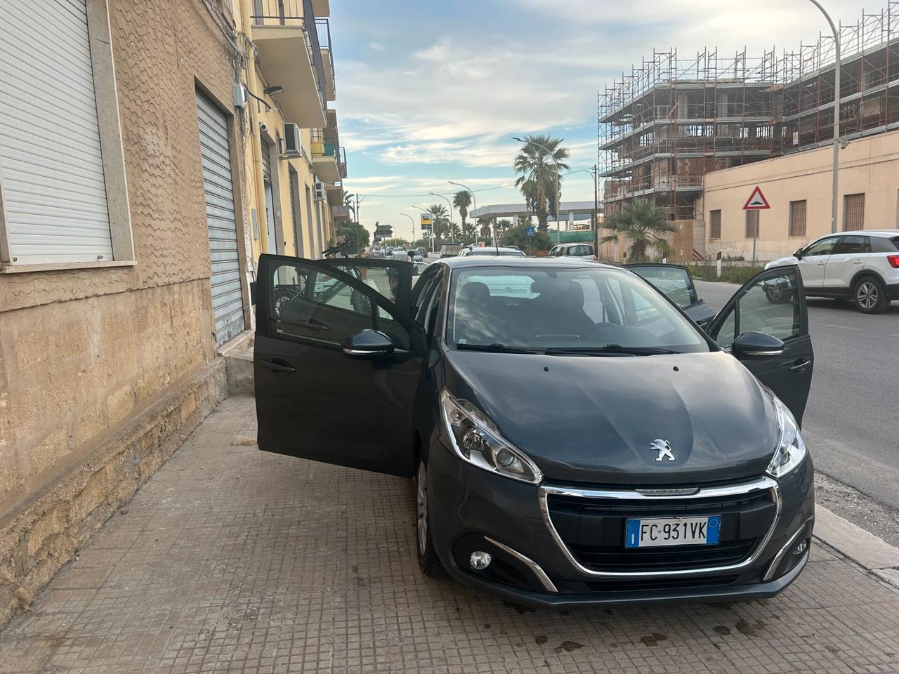 Peugeot 208 BlueHDi 75 S&S 5 porte Active