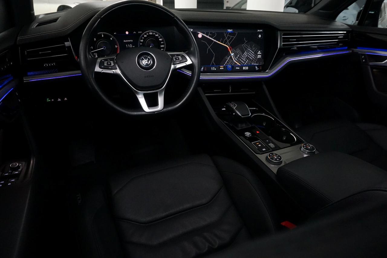 Volkswagen Touareg 3.0 V6 TDI SCR Black Style R Line