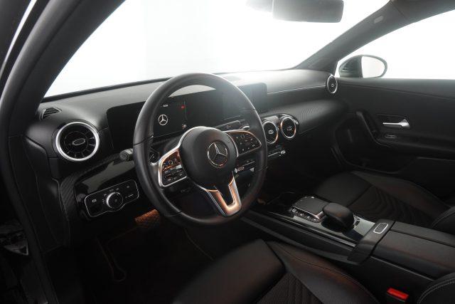 MERCEDES-BENZ A 180 A 180 d Automatic Business Extra