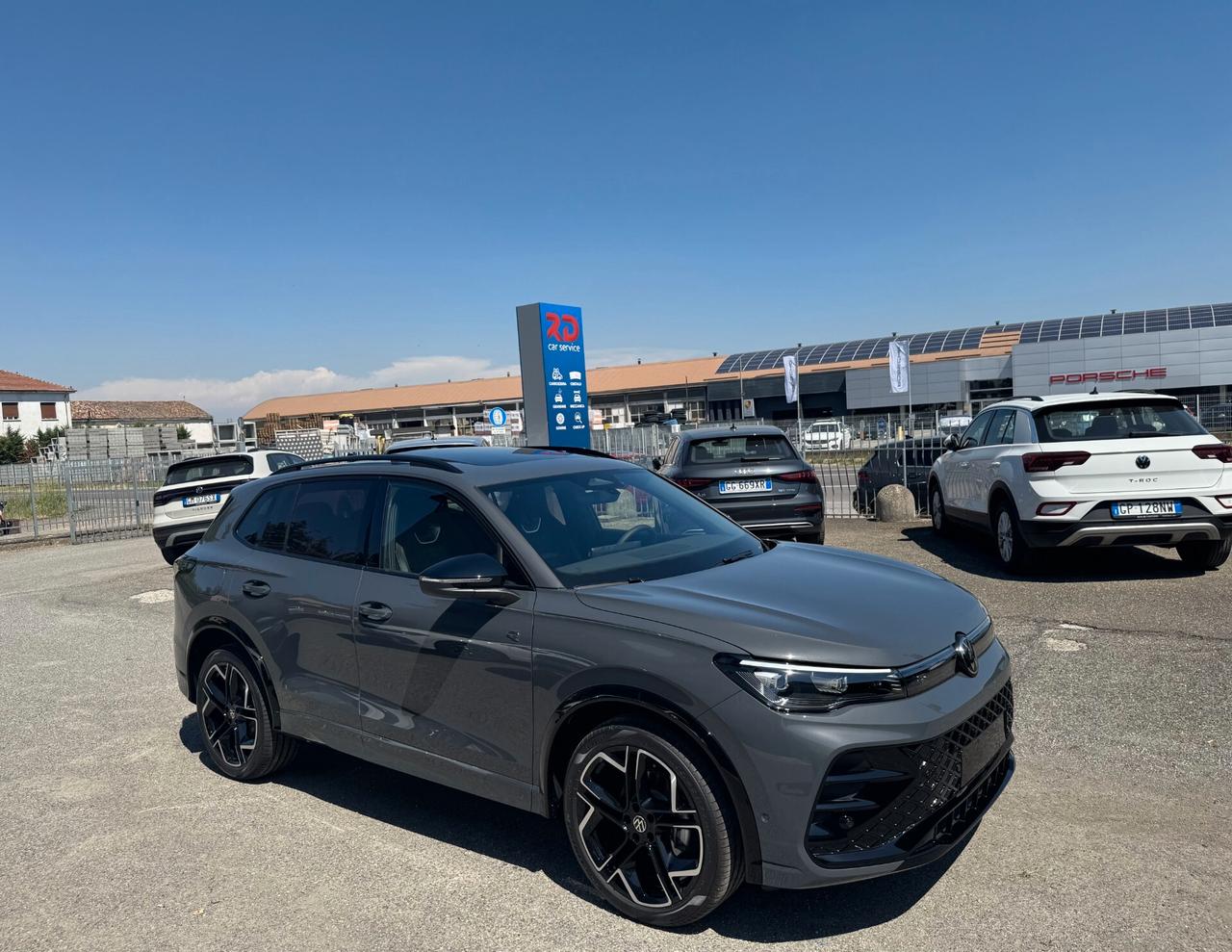 Volkswagen Tiguan 1.5 etsi R-Line Plus 150cv DSG / KM0 NO VINCOLI