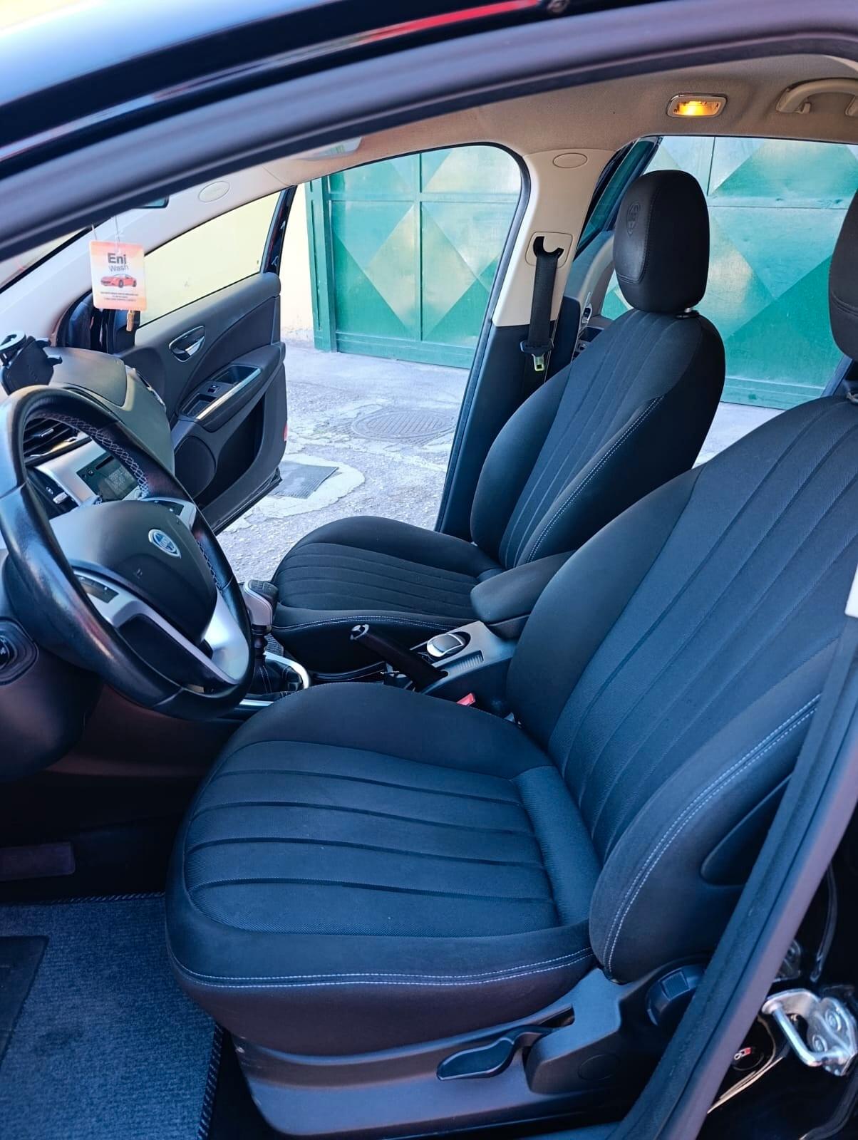 Lancia Delta 1.6 MJT DPF Gold 2014