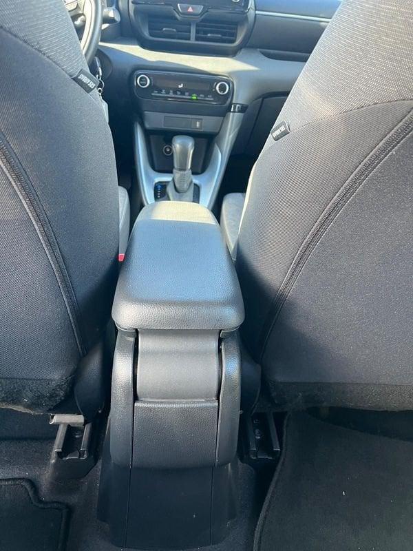 Toyota Yaris Yaris 1.5 Hybrid 5 porte Business