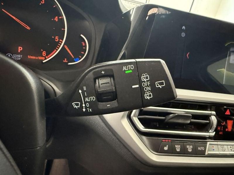 BMW Serie 3 318d Touring Business Advantage Steptronic