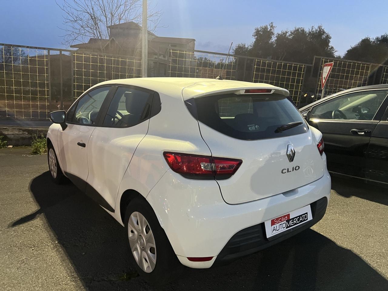 RENAULT CLIO anno 2018