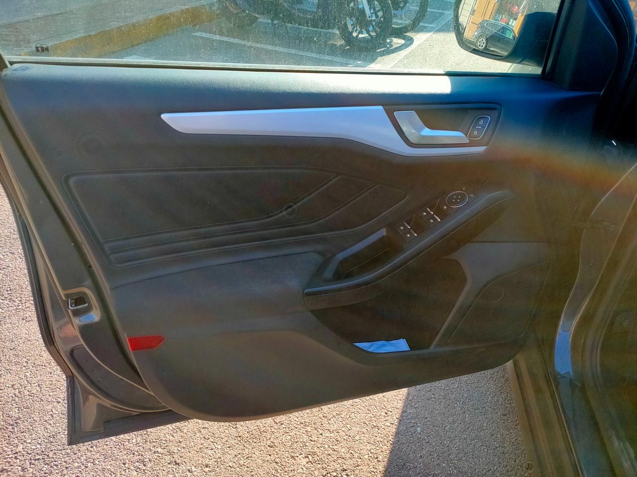 Ford Focus 1.0 EcoBoost SW Business