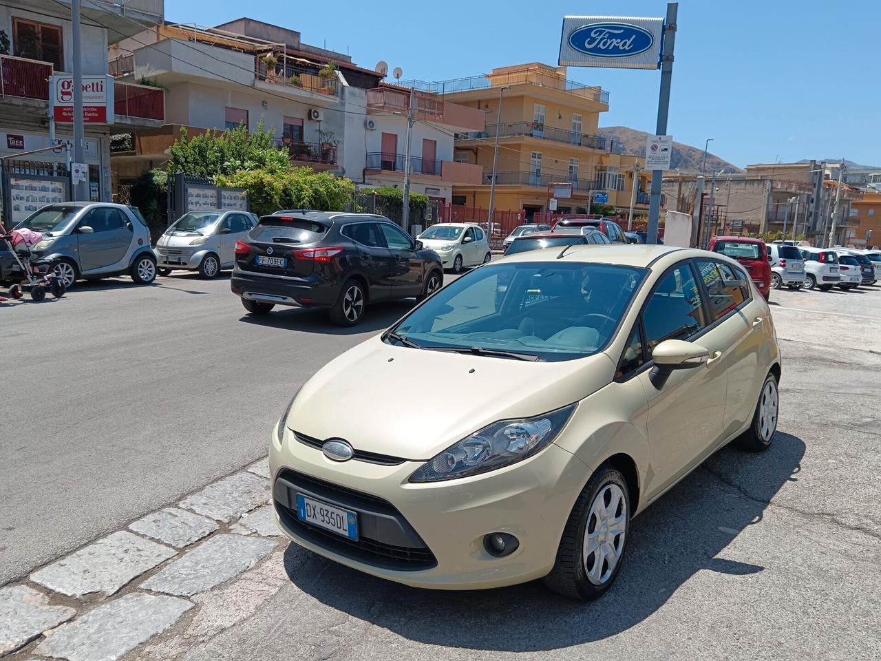 Ford Fiesta Fiesta 1.4 5 porte Bz.- GPL