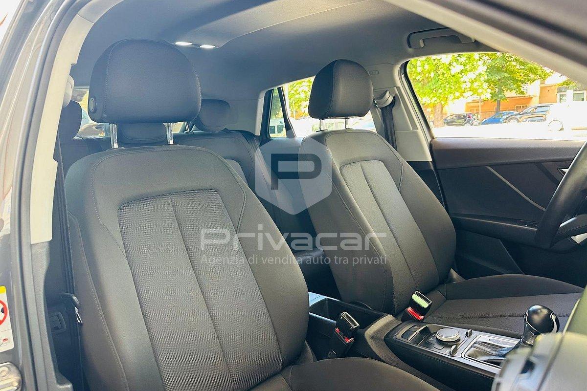AUDI Q2 30 TDI S tronic Business
