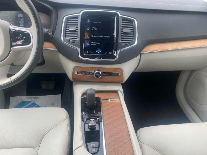 VOLVO XC90 2.0 b5 Momentum AwD GearTr.