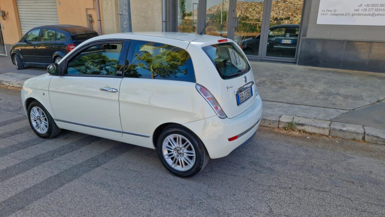 Lancia Ypsilon 1.2 69 CV Diva