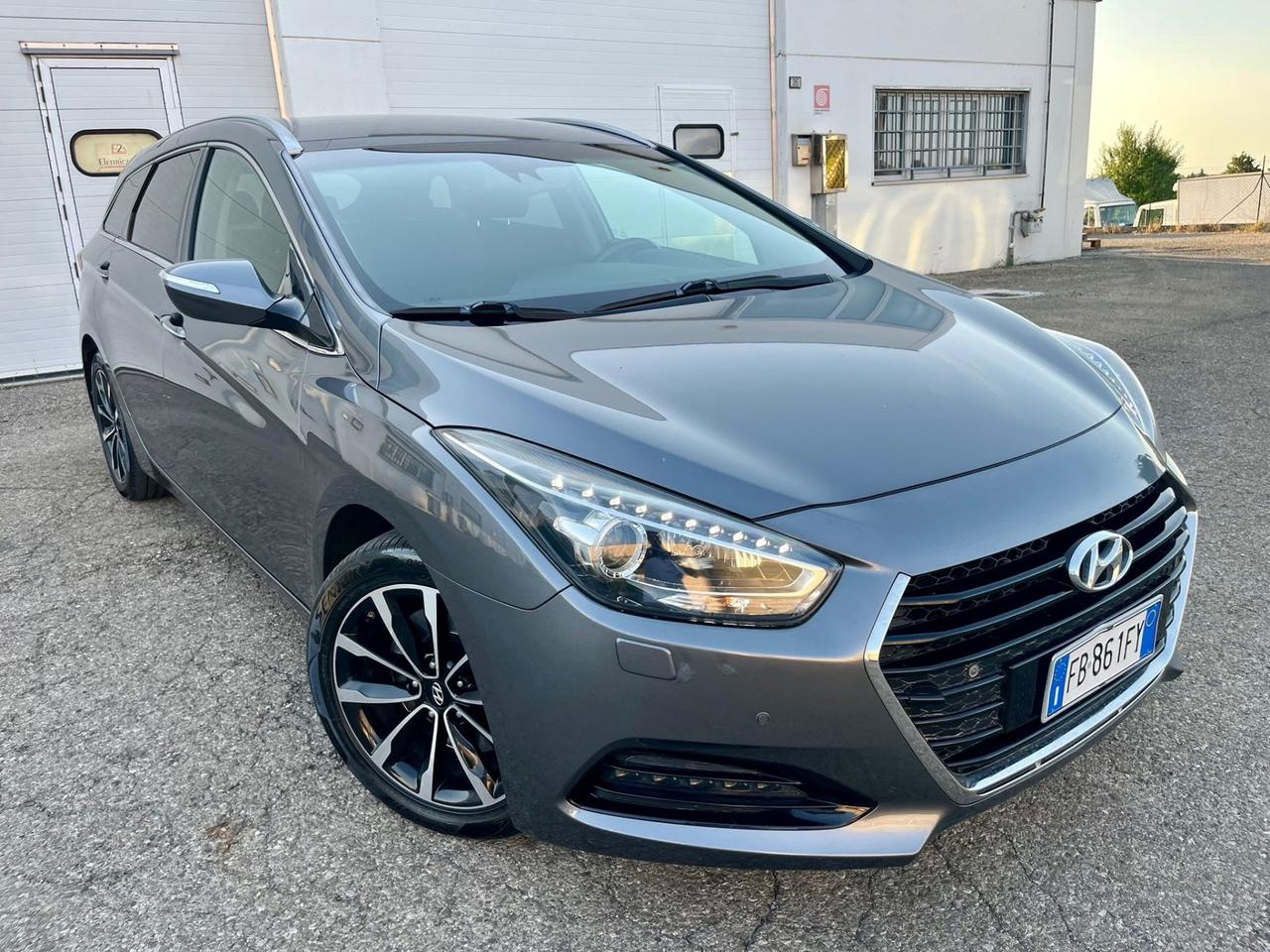 Hyundai i40 1.7d 2015 automatica 156.000km euro6