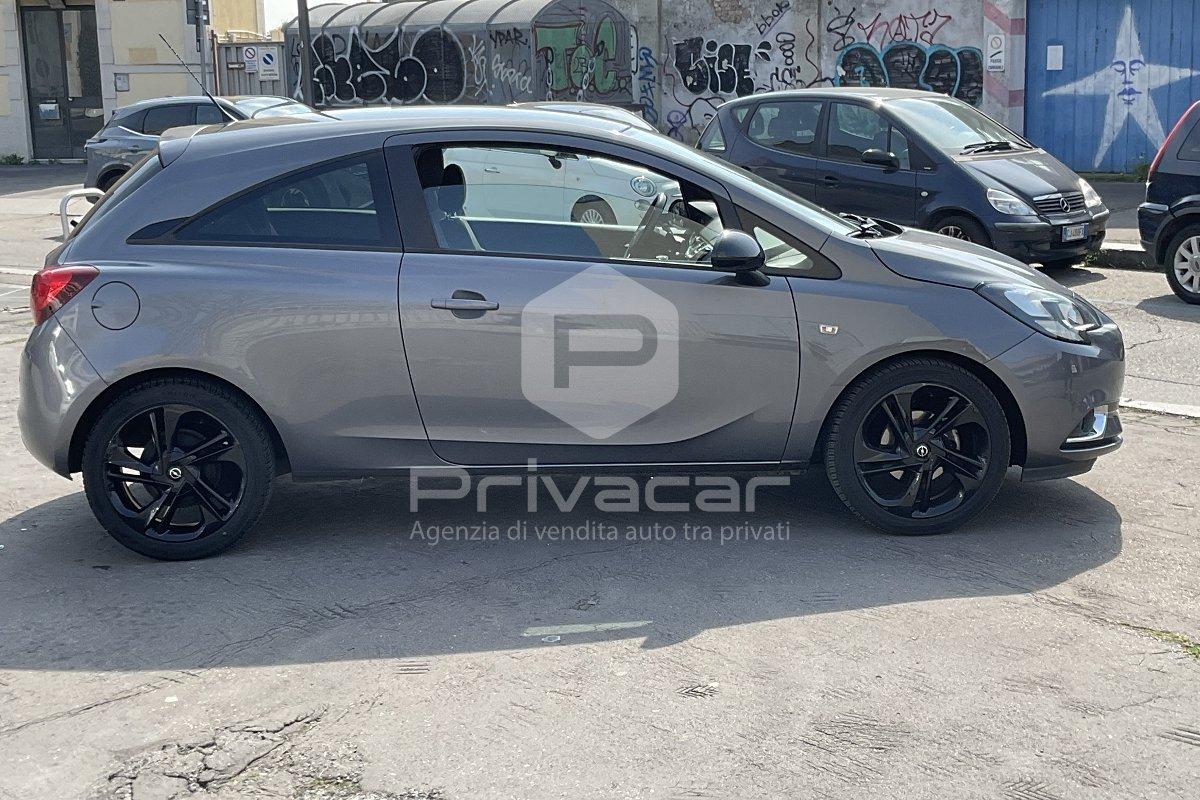 OPEL Corsa 1.2 Coupé b-Color