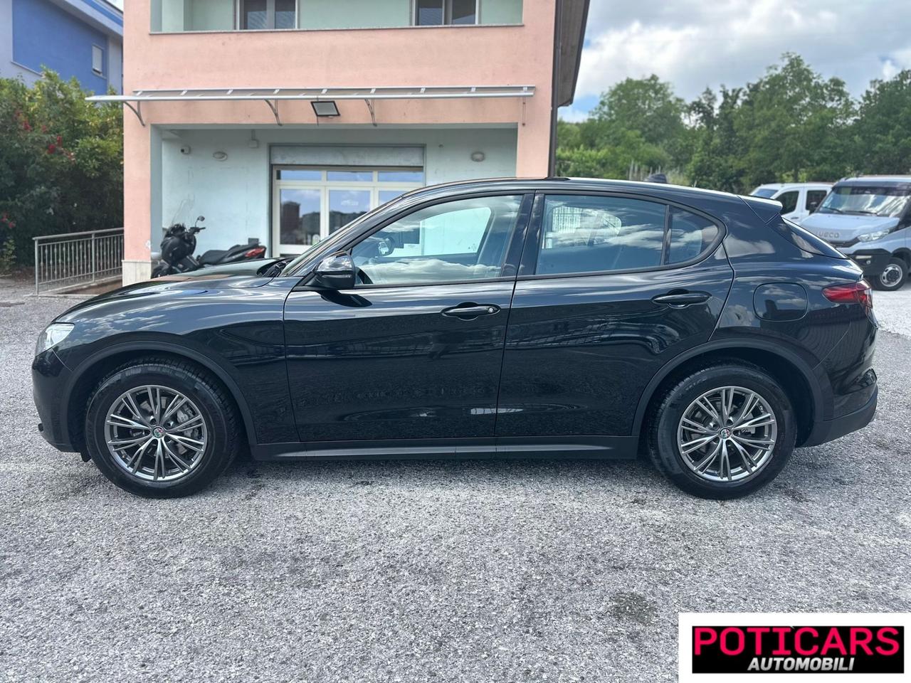Alfa Romeo Stelvio 2.2 Turbodiesel 160 CV AT8 RWD Business