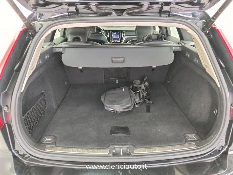 Volvo V60 B4 (d) Geartronic Momentum Business Pro