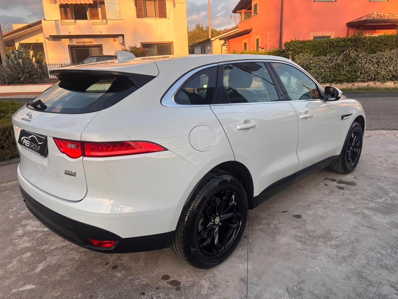 Jaguar F-Pace 2.0 D 180 CV AWD aut. Prestige