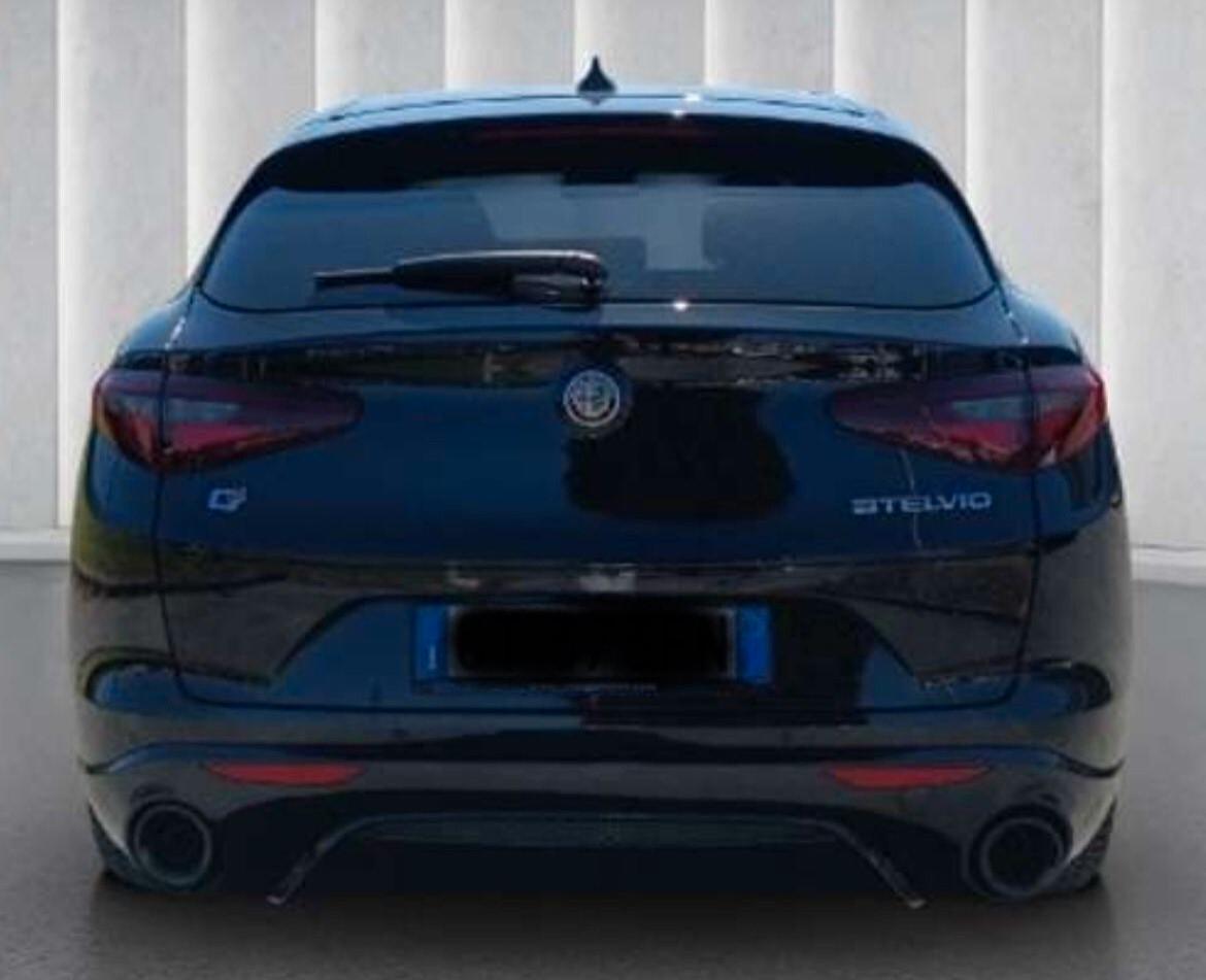 Alfa Romeo Stelvio 2.2 Turbodiesel 210 CV AT8 Q4 Veloce AUTO A NOLEGGIO