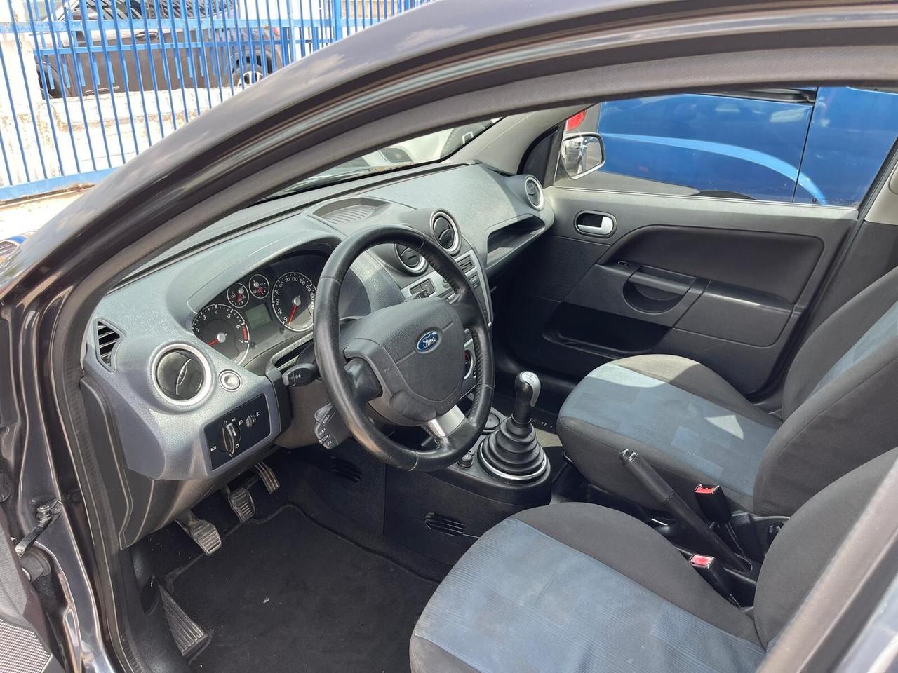 Ford Fiesta 1.2 16V 5p. Titanium “NUOVISSIMA”