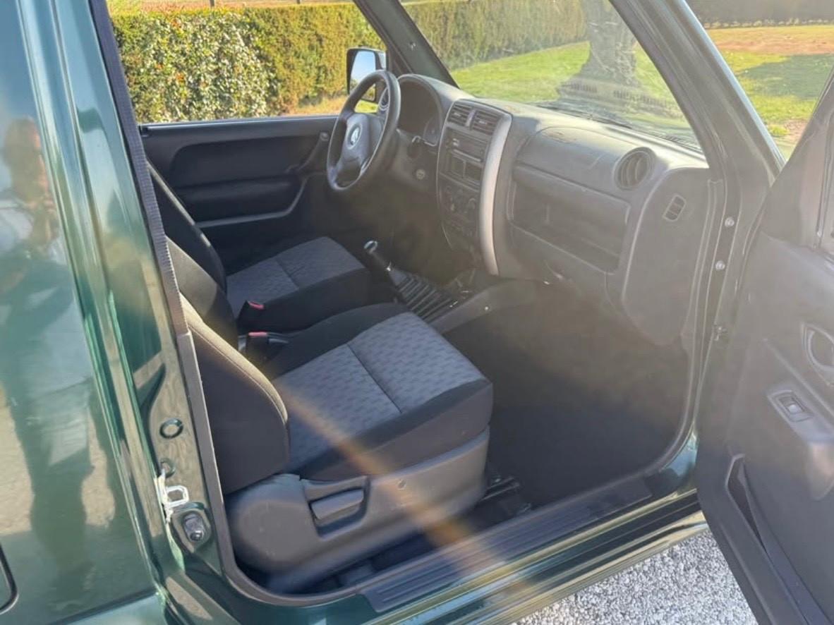 Suzuki Jimny 1.3i 16V cat 4WD JX