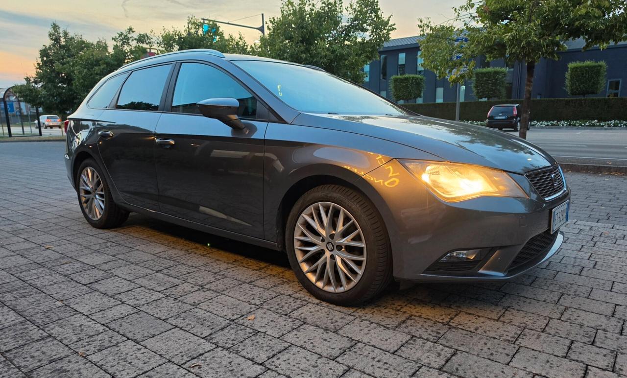 Seat Leon 1.6 TDI 105 CV DSG 3p. Start/Stop Style