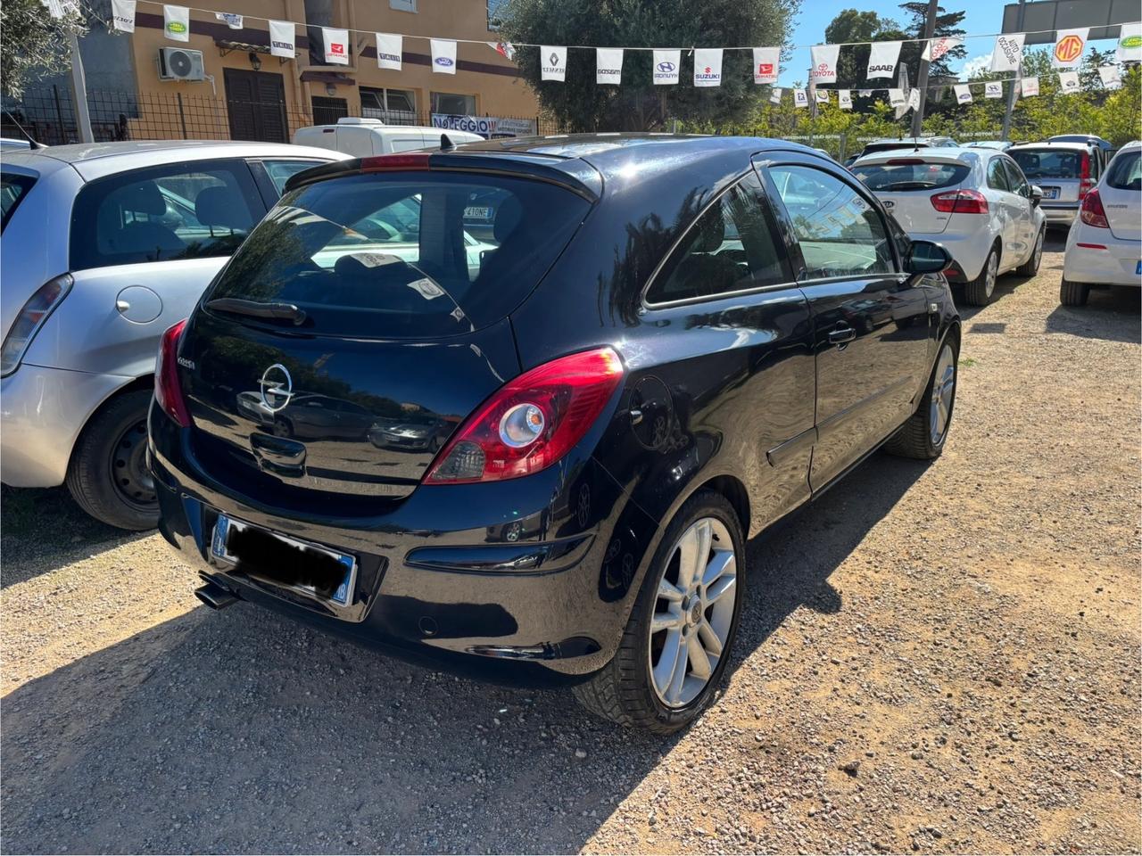 Opel Corsa 1.2 3 porte Club