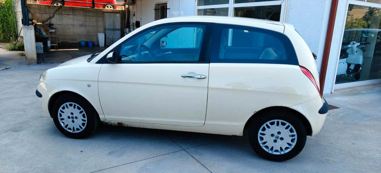 Lancia Ypsilon 1.2