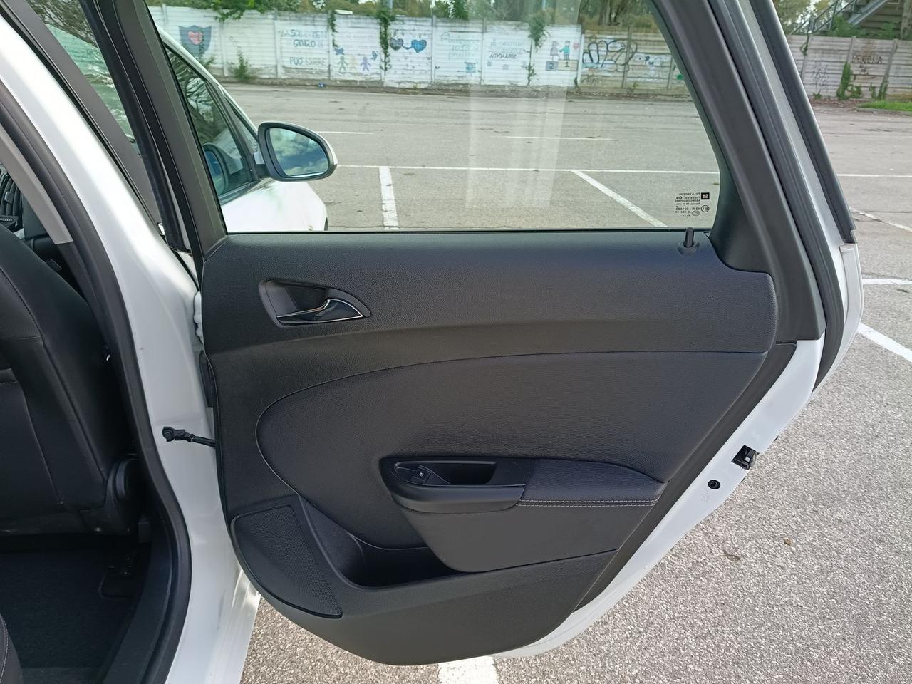 Opel Astra Cosmo 1.6 CDTI #50878