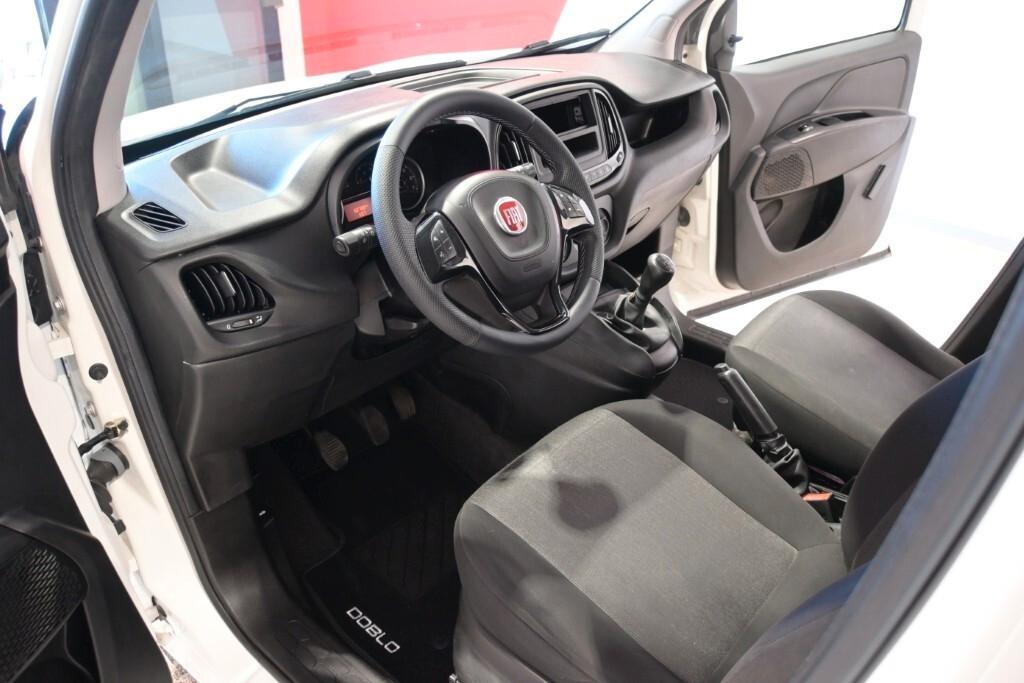 Fiat Doblo COMBI 1.3 M-JET 16V 95CV EASY ( DOPPIA PORTA LAT. - CLIMA )