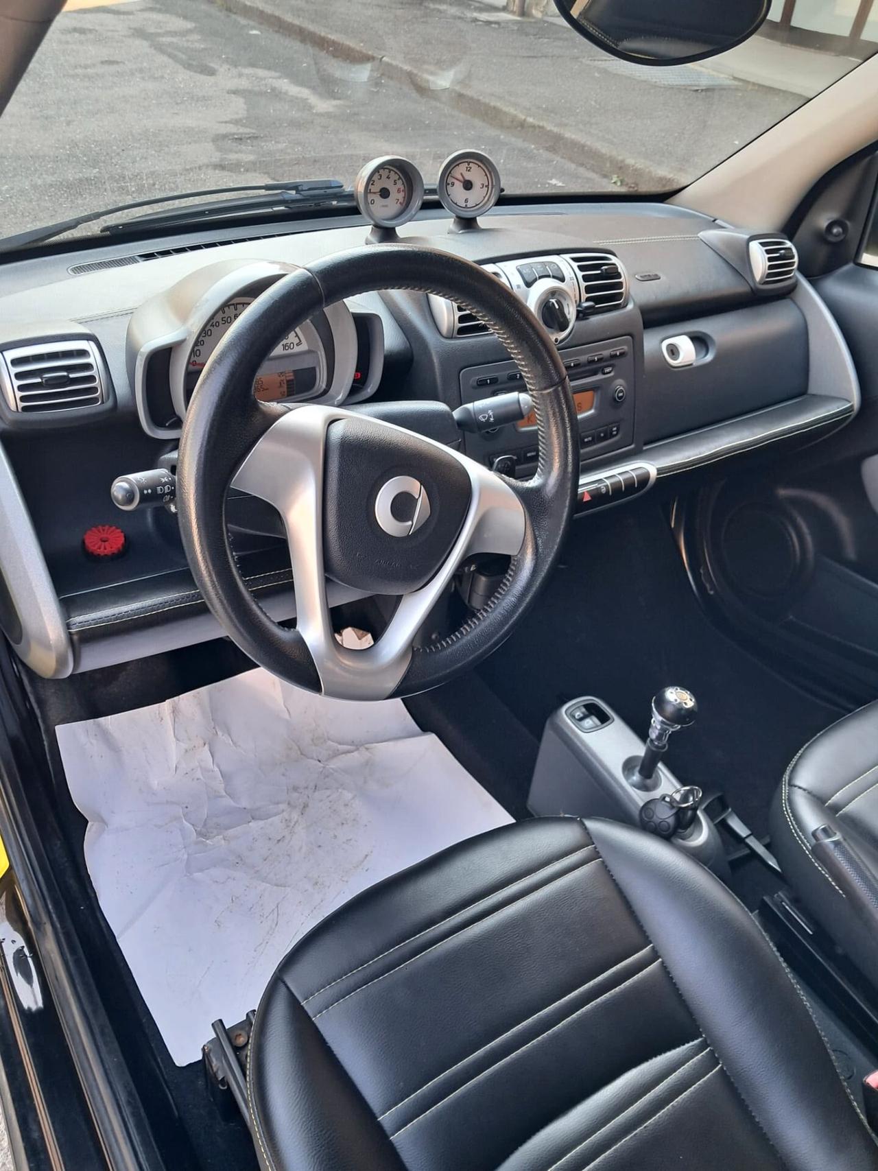 Smart ForTwo 1000 62 kW cabrio passion