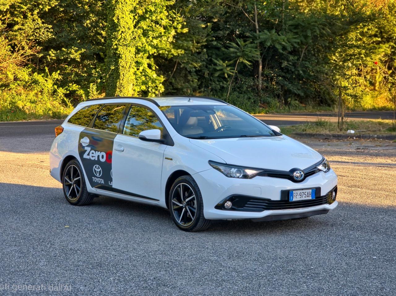 Toyota Auris Touring Sports 1.8 Hybrid Lounge CV-99 E6B Automatico NEO 2018
