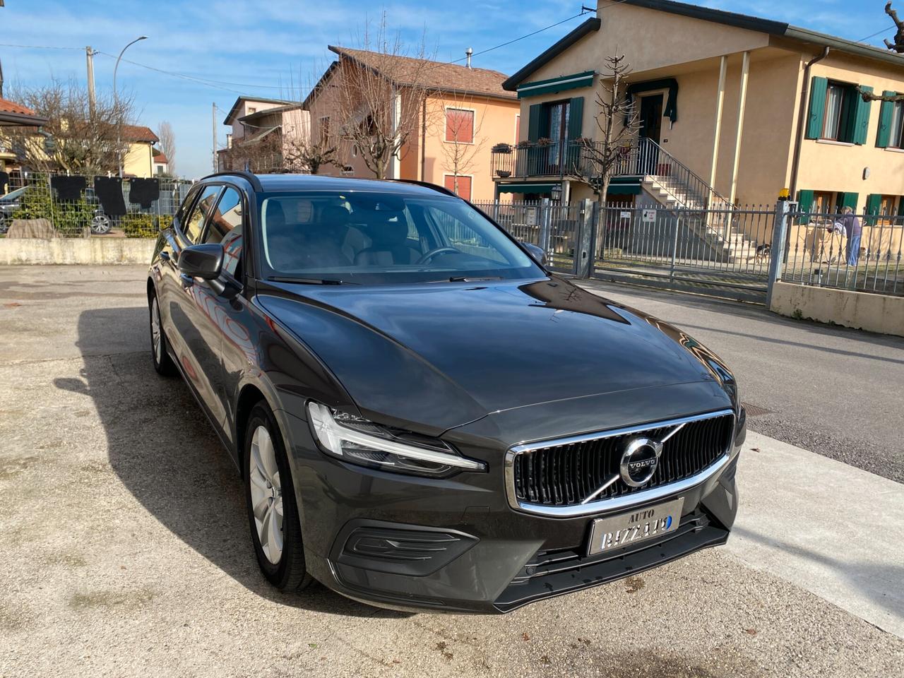 Volvo V60 B3 Geartronic Momentum Business