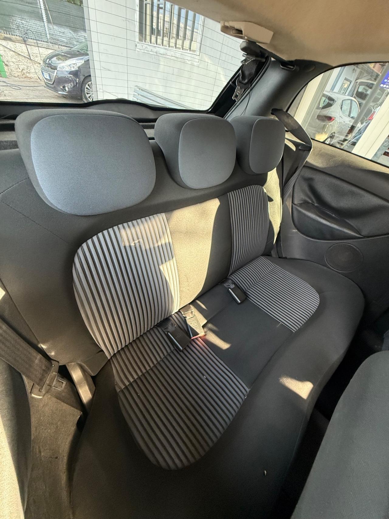 Lancia Ypsilon 1.2 Argento