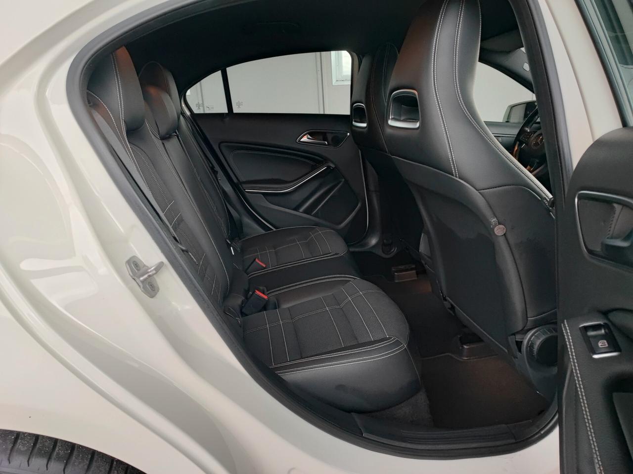 Mercedes-benz A 180 d Premium