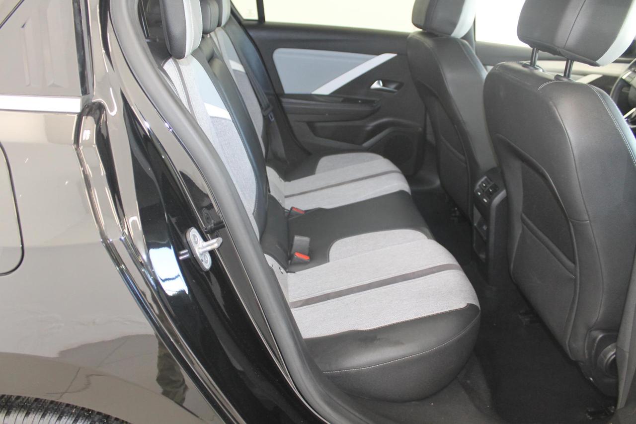 Opel Astra 1.5 Elegance 130 Cv. AT8