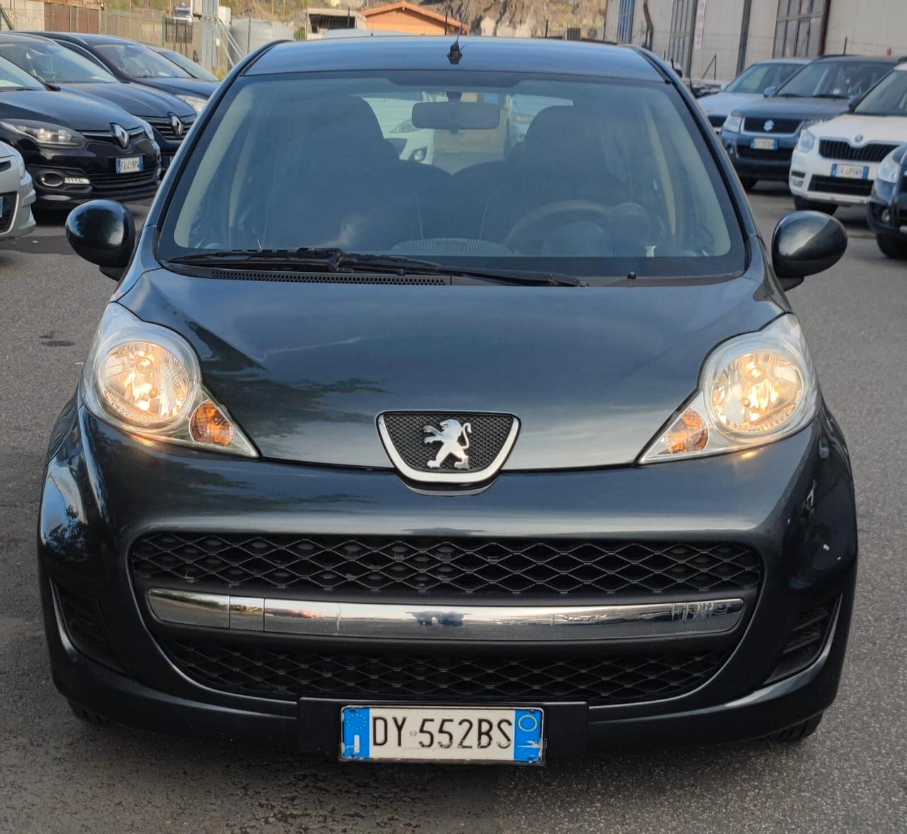 Peugeot 107 1.0 68CV 5p. Sweet Years - ADATTA A NEOPATENTATI -