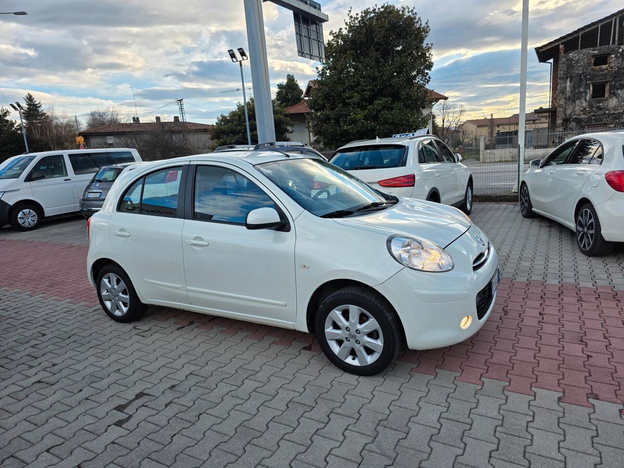Nissan Micra 1.2 12V 5 porte Tekna