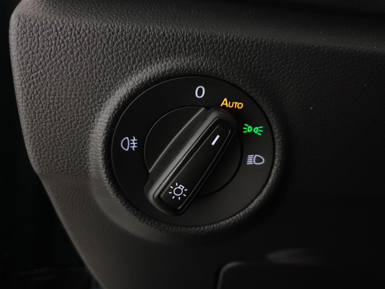 Volkswagen T-Roc 1.5 tsi sport