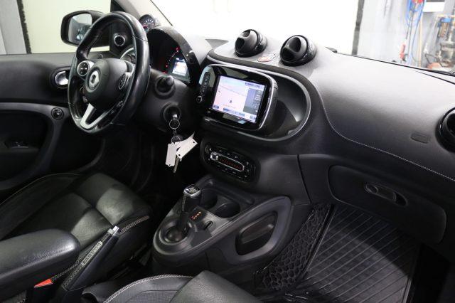 SMART ForTwo BRABUS 0.9 Turbo twinamic Xclusive