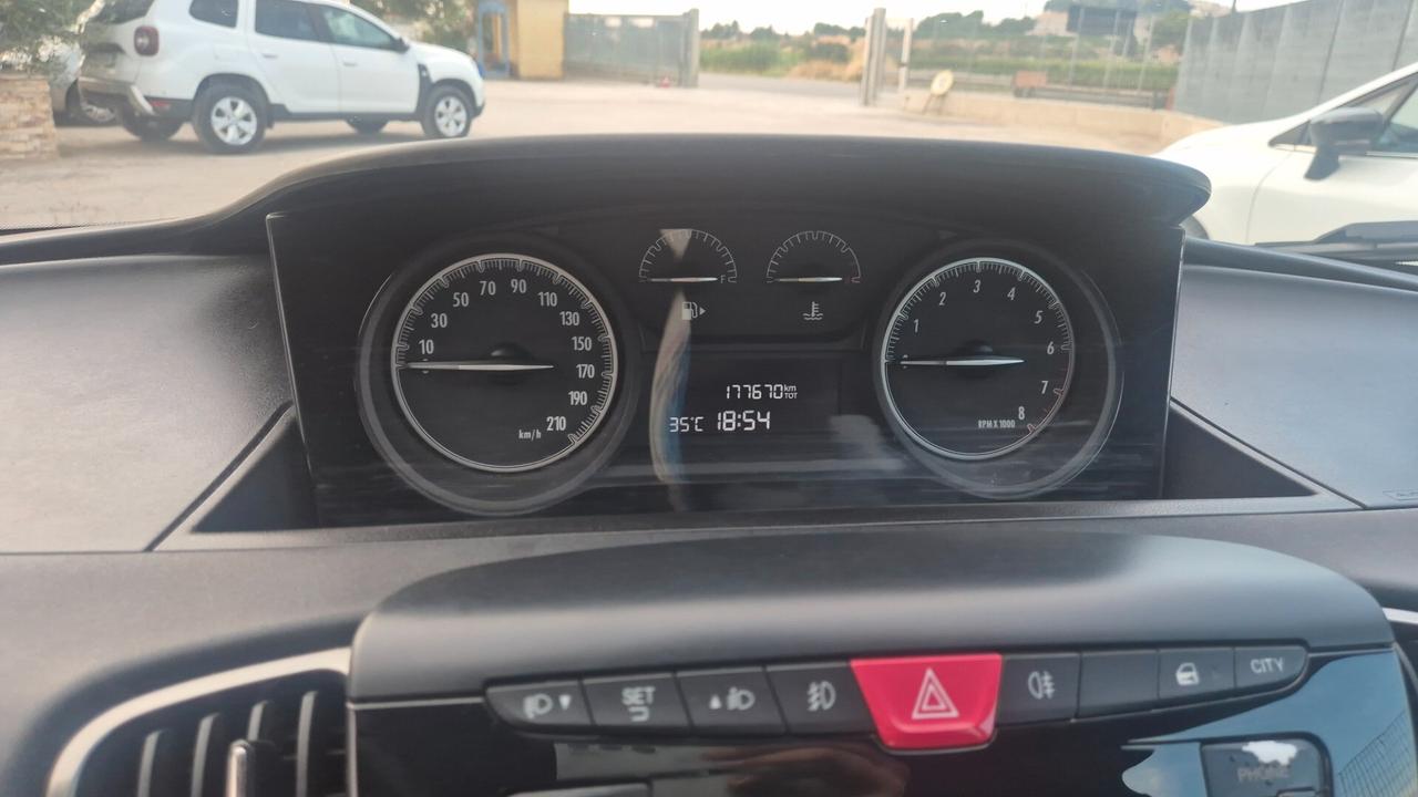 Lancia Ypsilon 1.2 69 CV 5 porte Platinum