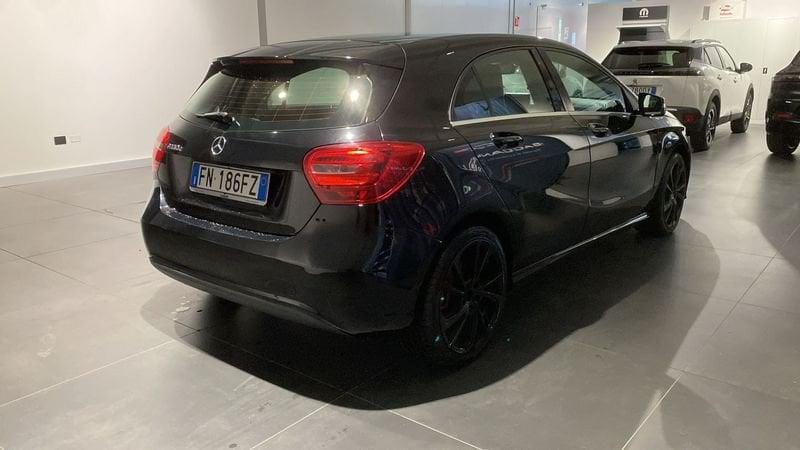 Mercedes-Benz Classe A A 160 d Automatic Sport