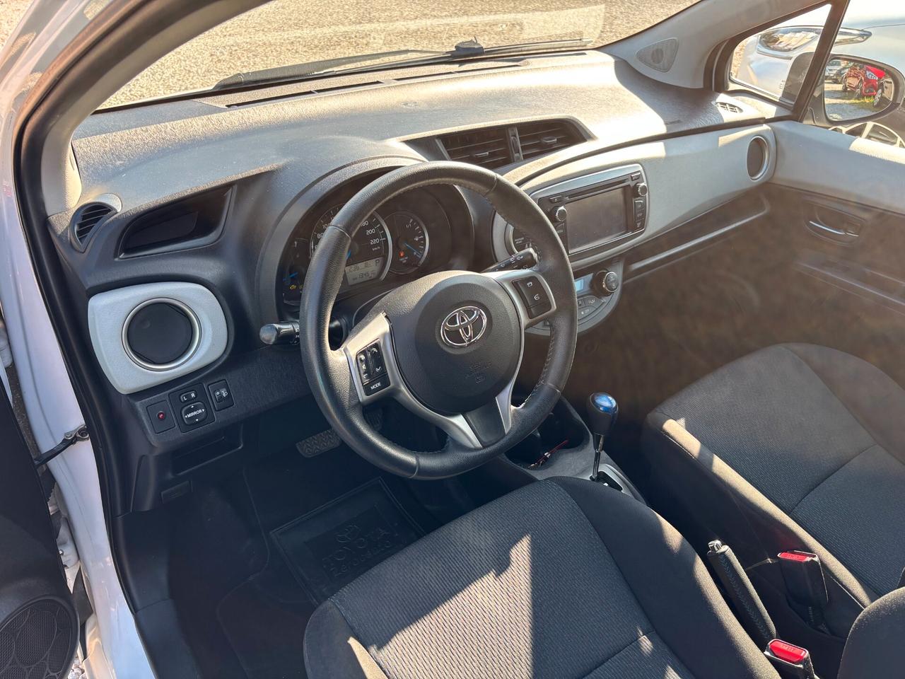Toyota Yaris 1.5 Hybrid 5 porte Lounge Più