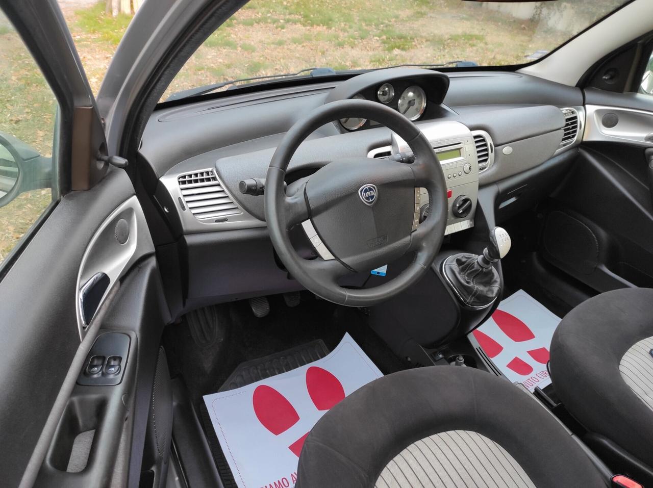 Lancia Ypsilon 1.2 GPL