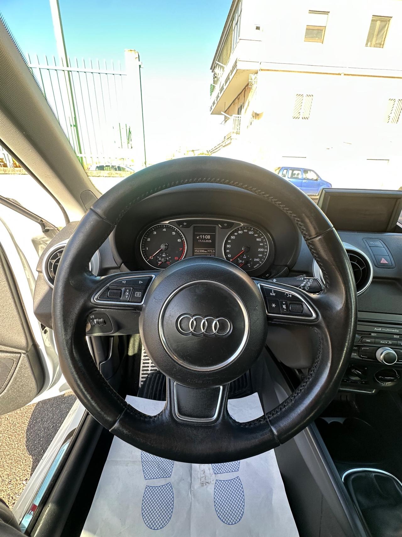 Audi A1 1.2 TFSI S line edition plus