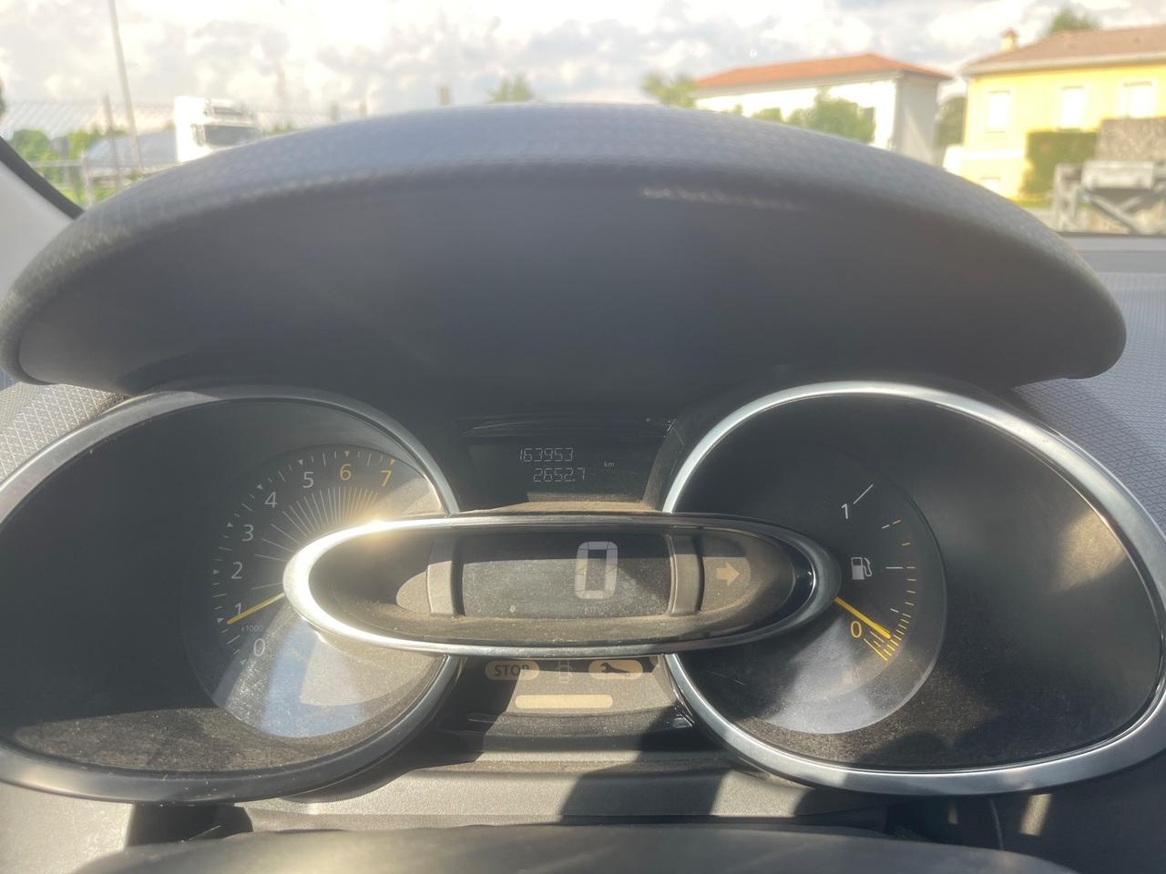 Renault Clio 1.2 75CV GPL 5 porte Costume National