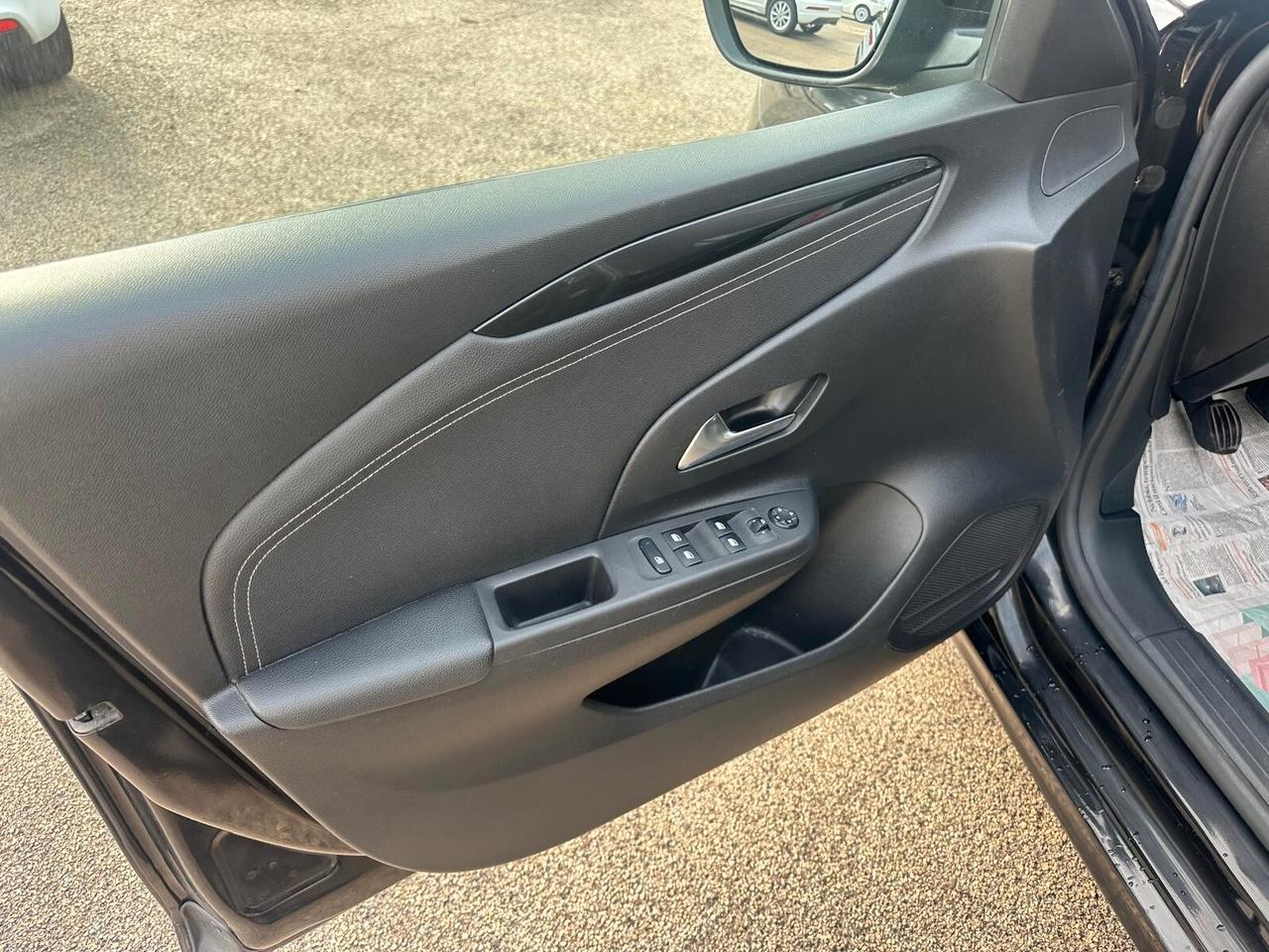 Opel Corsa 1.2 Elegance NEOPATENTATI