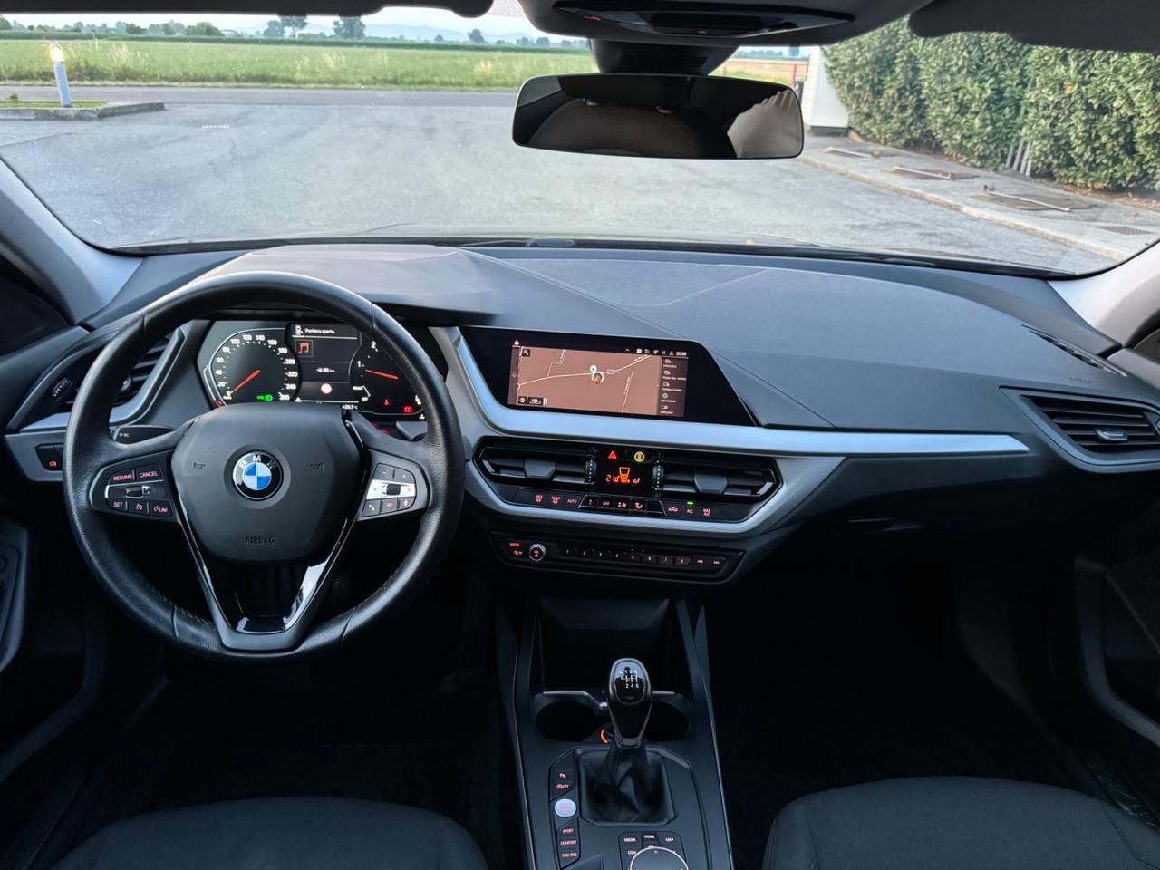 Bmw 118 118d 5p. Advantage
